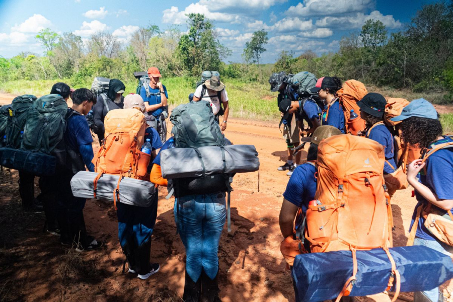 Estudantes de Ribas participam de primeira expedição na reserva Cerrado Protegido