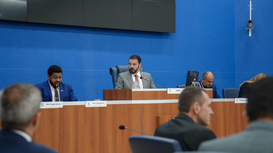 Câmara aprova reajuste de 4,44% para servidores da educação em Três Lagoas