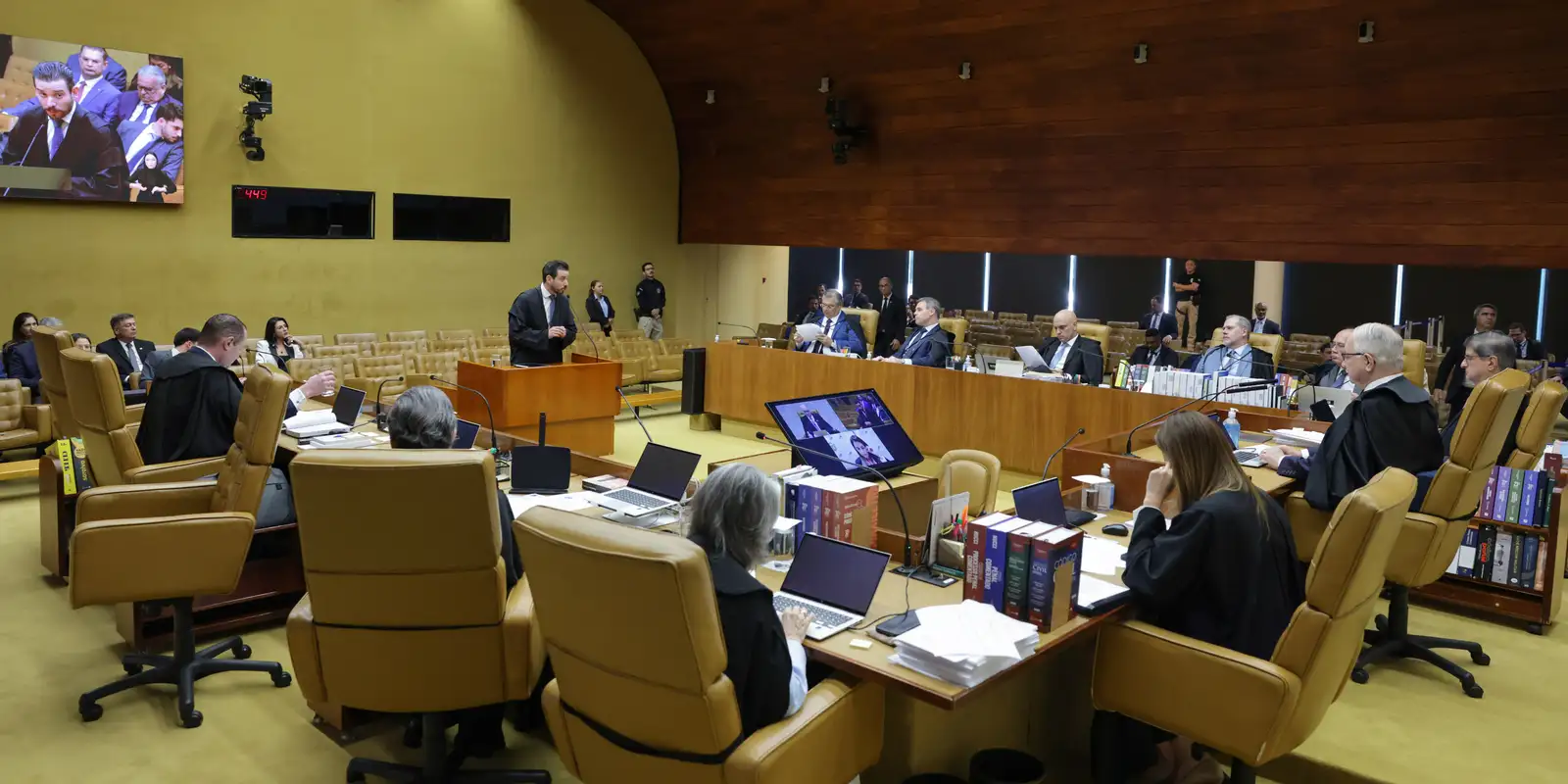 Moraes vota contra prorrogação da CPMI do INSS; placar está 3 a 1