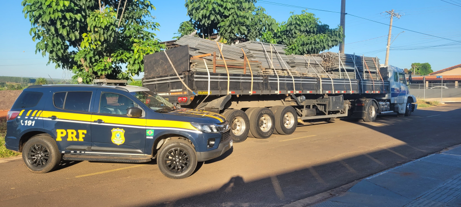 Reboque com placas falsas é apreendido na BR-262