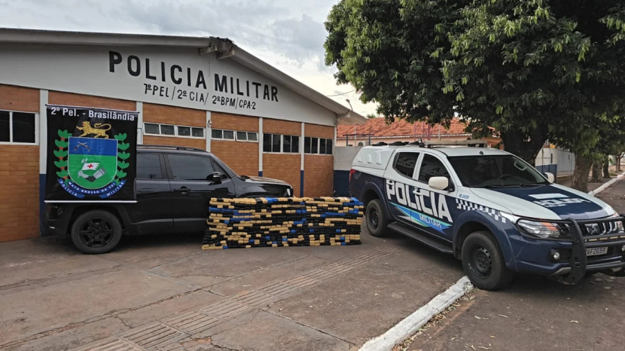 PM apreende 443 quilos de maconha em Brasilândia