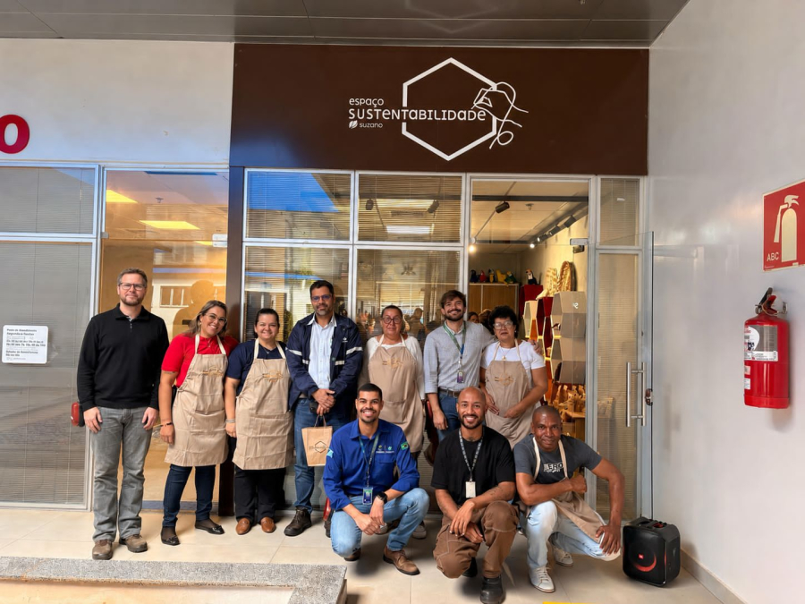 Produtores locais vendem dentro da Suzano em Ribas