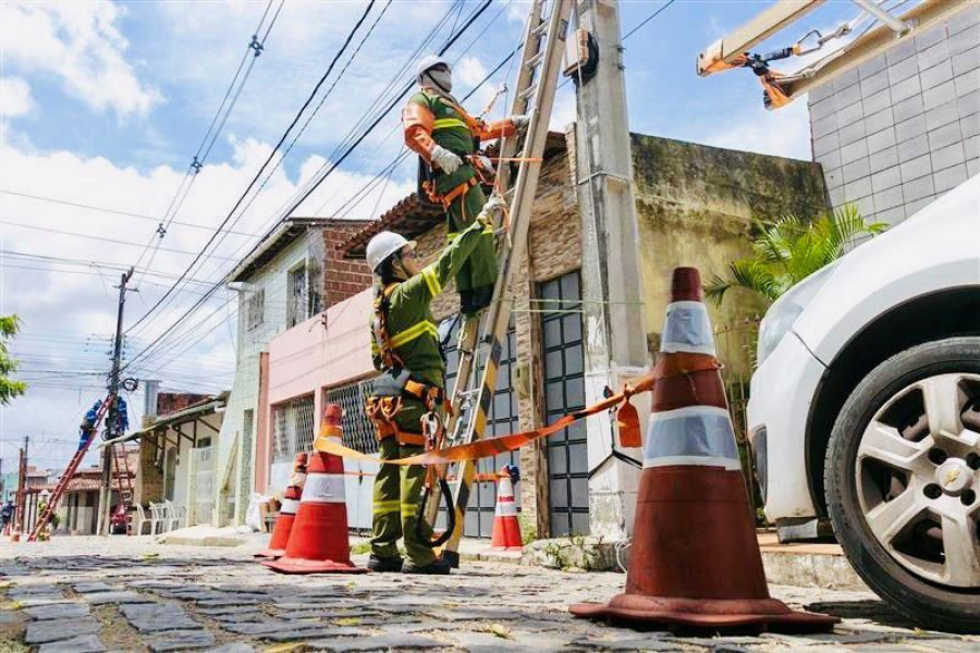 Neoenergia abre 135 vagas gratuitas para curso de eletricista em cinco cidades