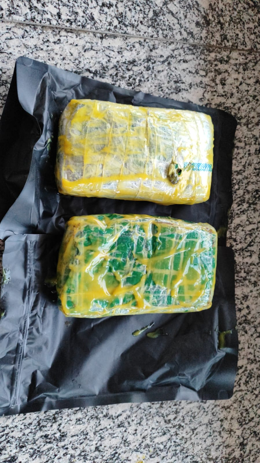 PRF apreende 2,4 quilos de haxixe