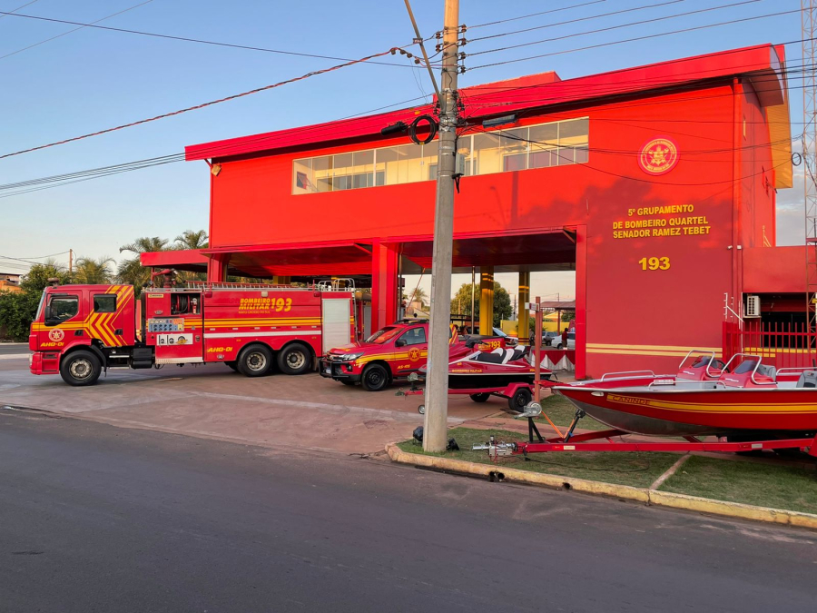 Menina de 2 anos morre após afogamento em piscina