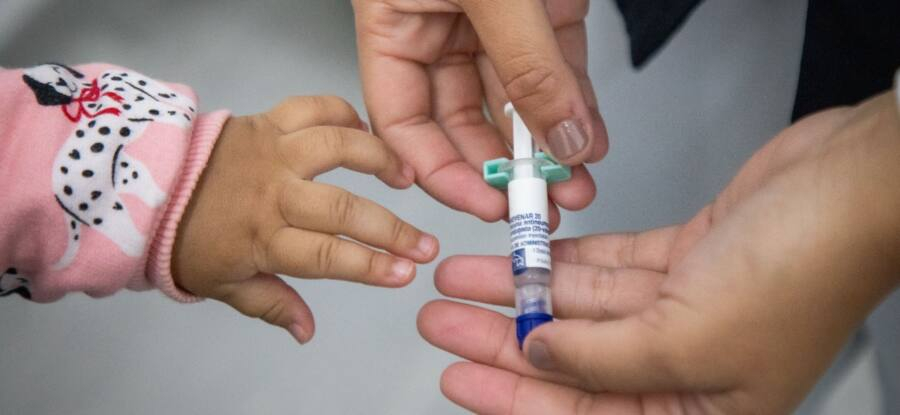 Vacina pneumocócica tem novo esquema infantil