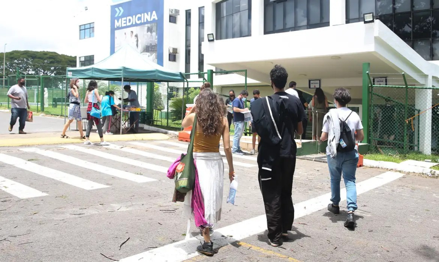 Fies permite renegociação de dívidas até setembro