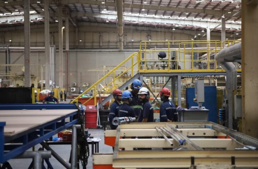 Três Lagoas lidera geração de empregos em agosto